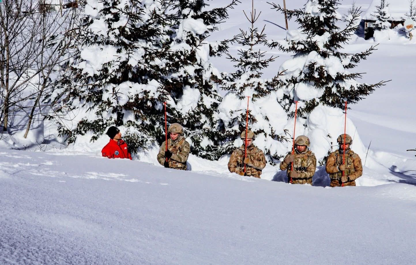 Jandarmadan Kar Altında Arama Kurtarma Tatbikatı-1