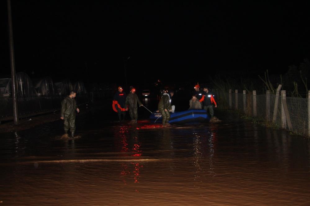 Kumluca’yı Sağanak Vurdu (3)