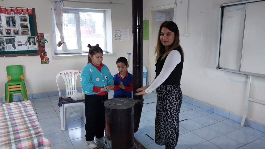 Mersin’de 2 Öğrencili Köy Okulunda Karne Sevinci (4)