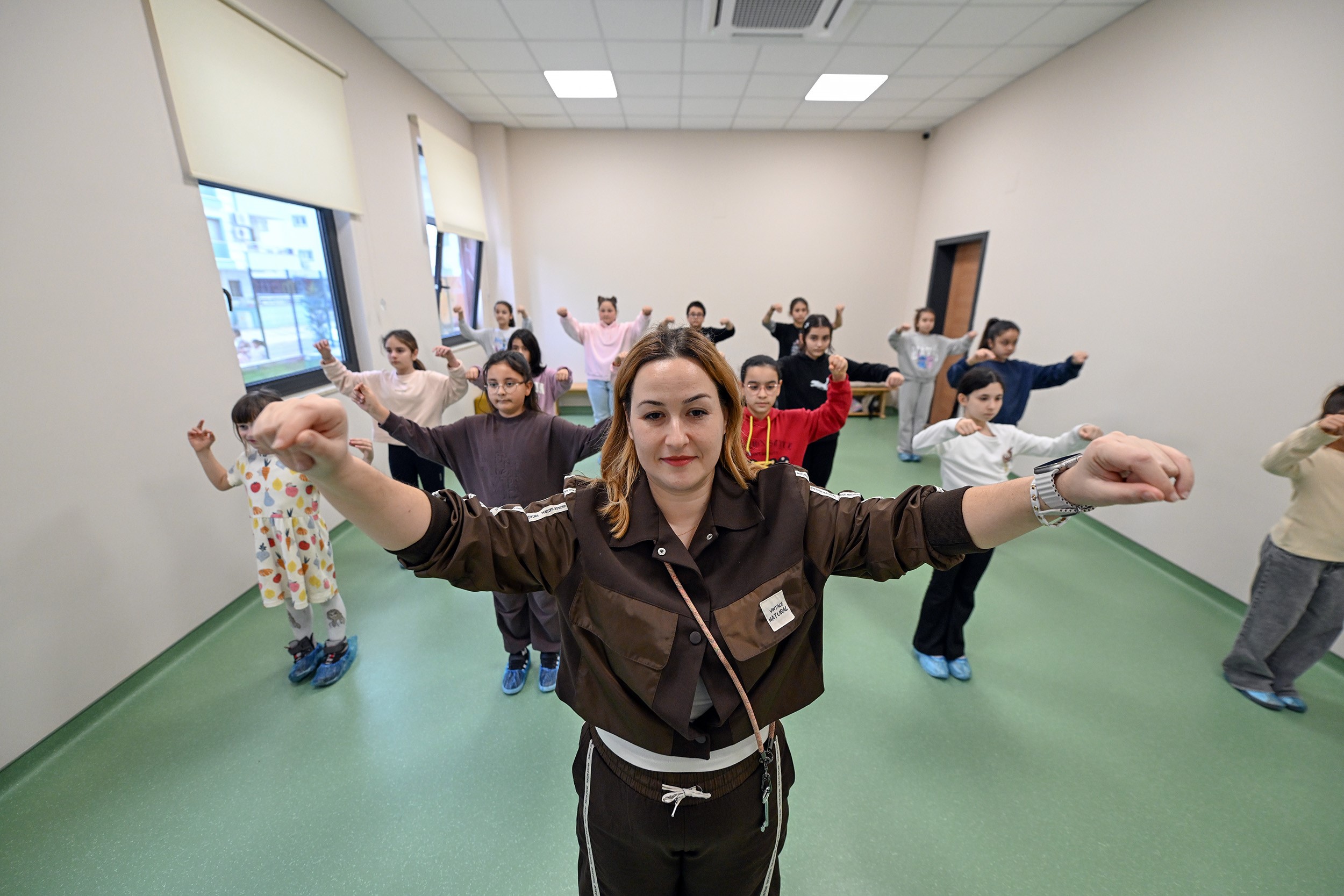 Mersin’de Çocuk Kampüsü 8 Atölyesiyle Eğitim Sunuyor (1)