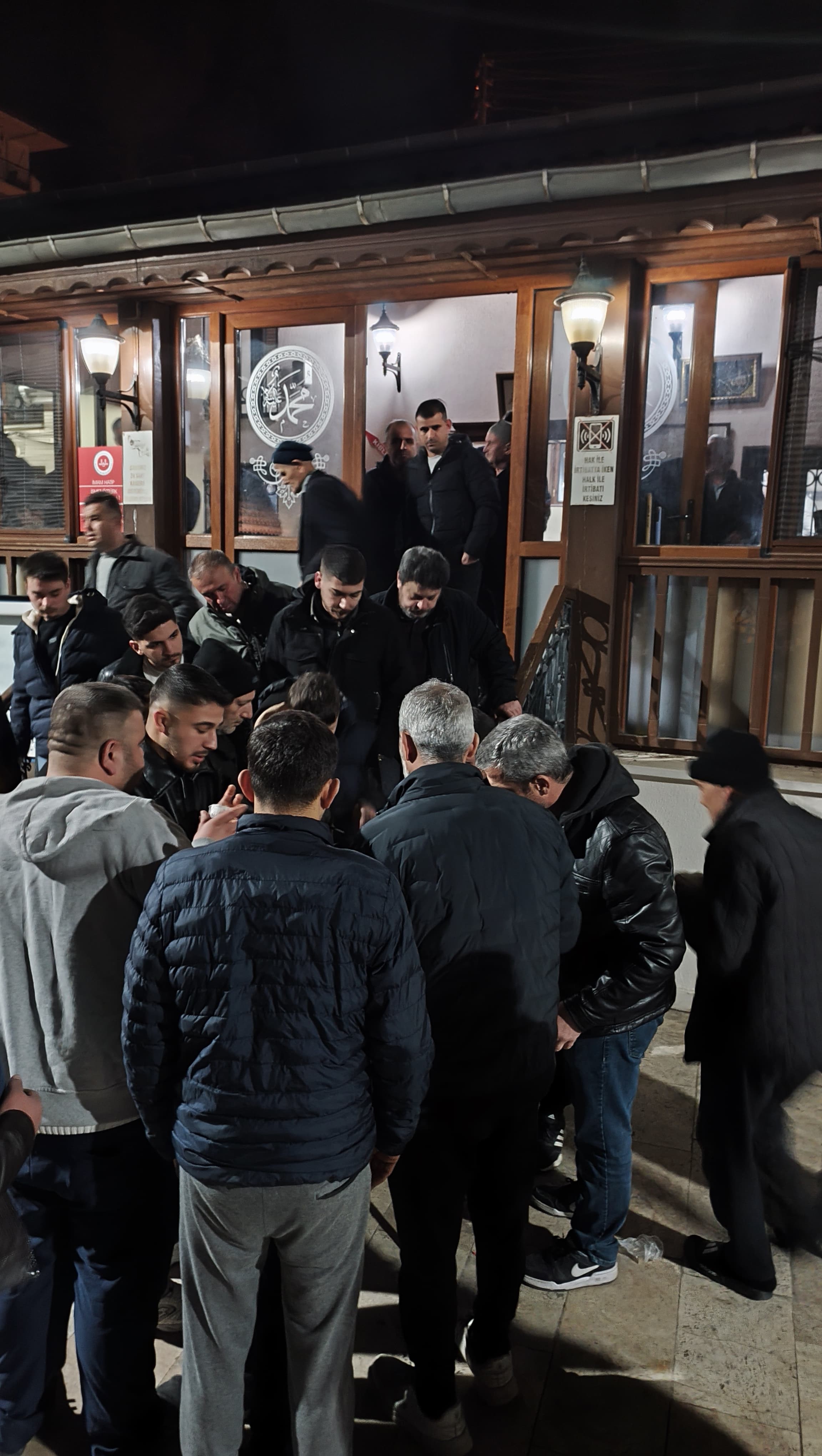 Miraç Kandilinde 80 Kilo Süt Dağıtıldı!-1