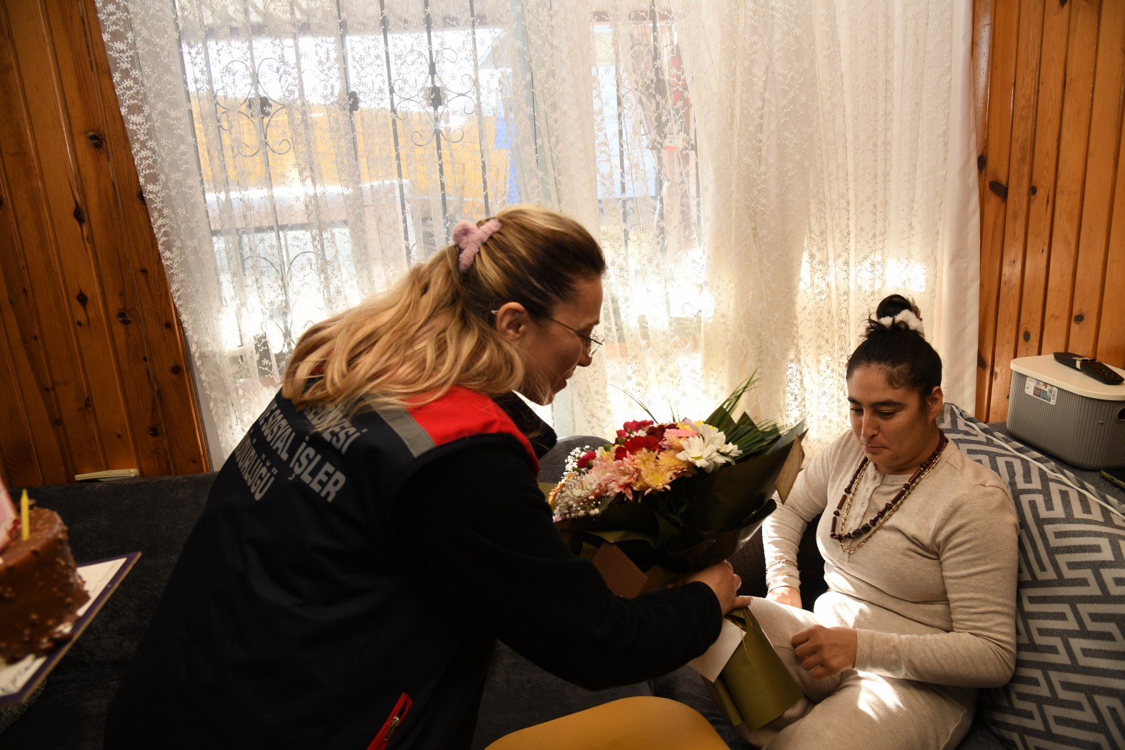 Osmaniye Belediyesi’nden Melike’ye Sürpriz Doğum Günü (1)