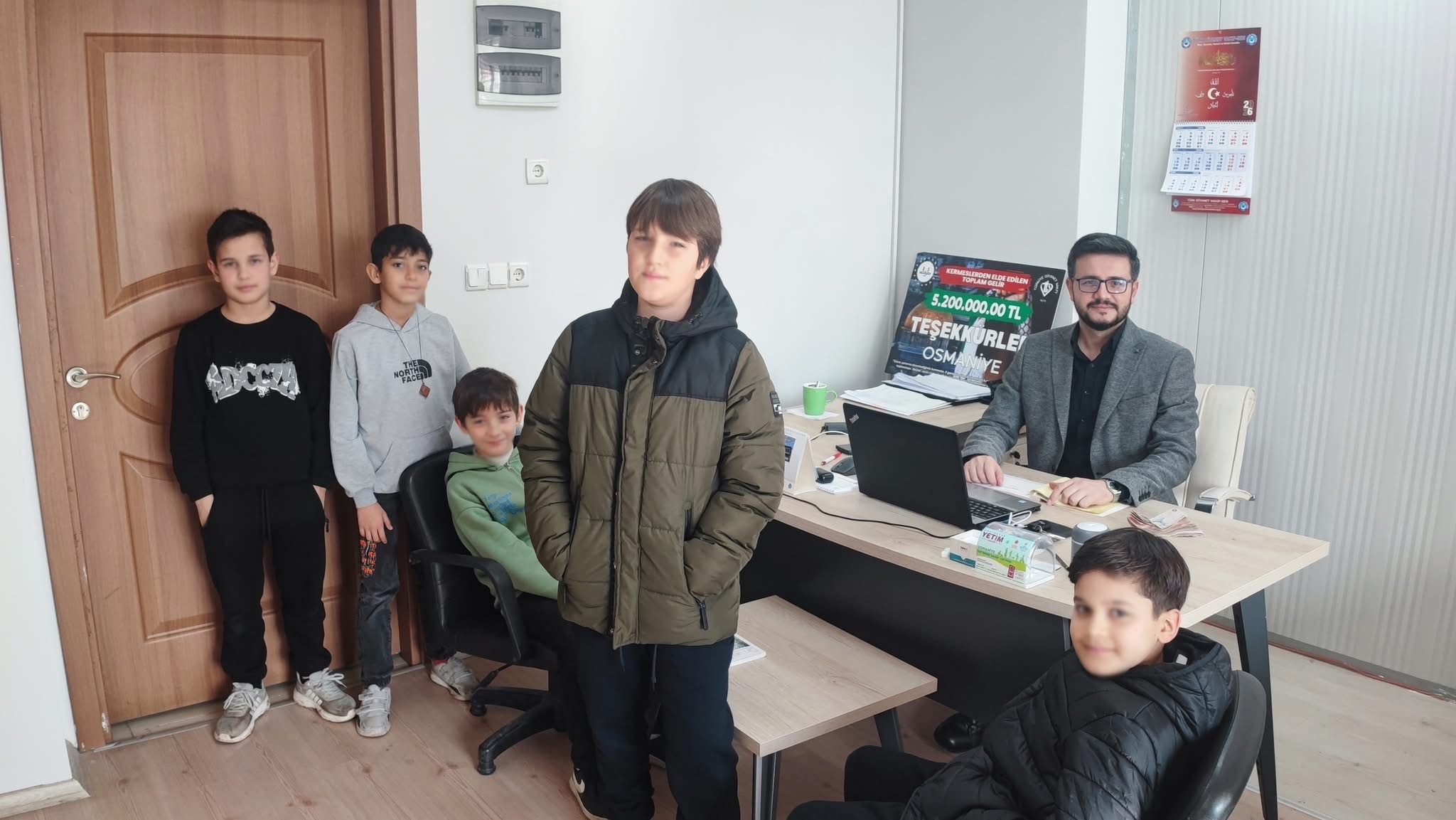 Osmaniye Cami Kampında Öğrenciler Gazze İçin 3 Bin 620 ₺ Topladı!-1