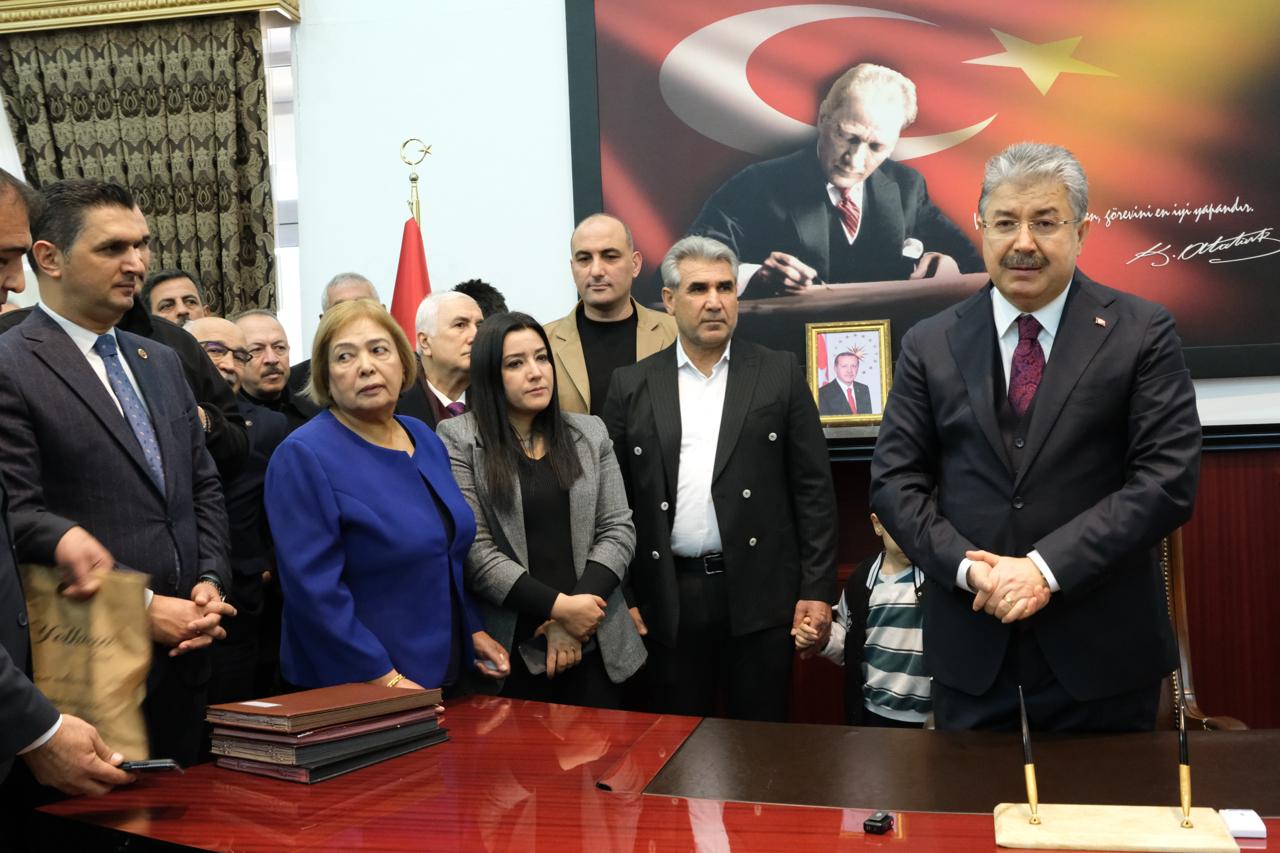 Osmaniye Vali Yılmaz'ı Gözyaşları Ve Alkışlarla Uğurladı (5)