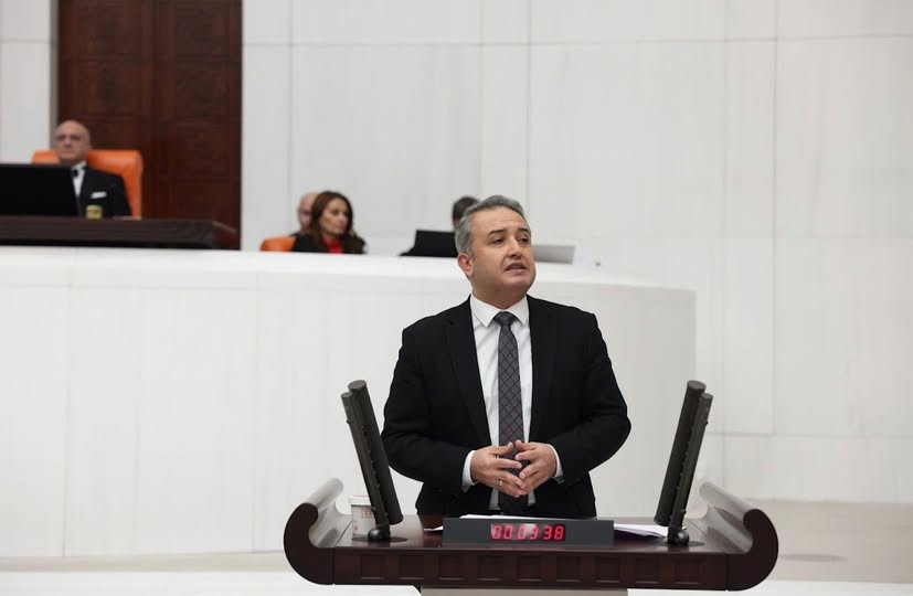 Osmaniyeli Milletvekili İsa Mesih Şahin