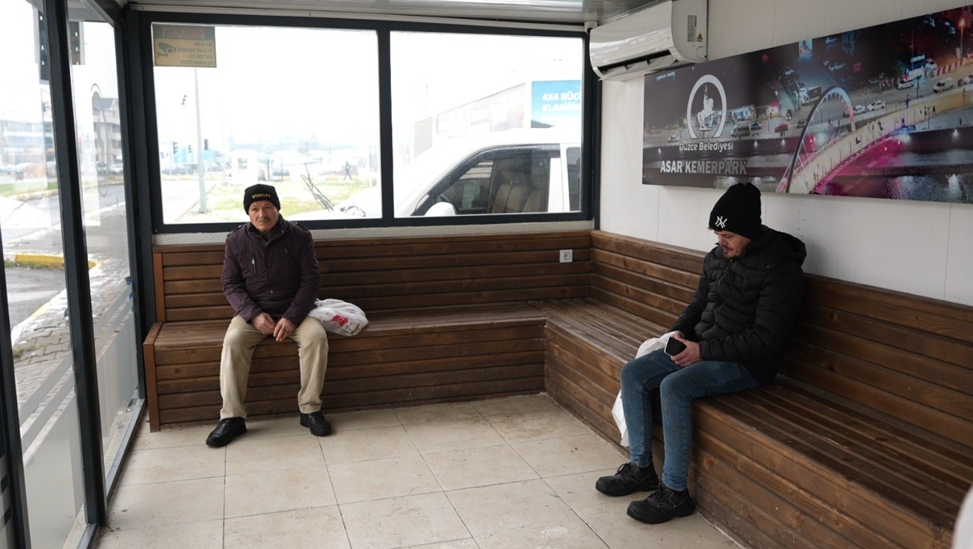 Otobüs Beklemek Artık Çok Konforlu-1