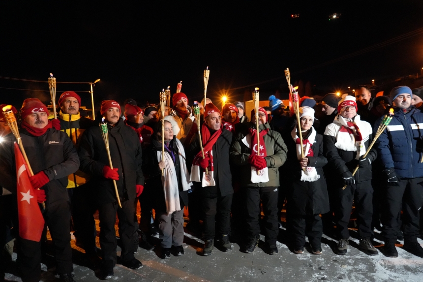 Sarıkamış Şehitleri 111. Yılında Meşalelerle Anıldı-1