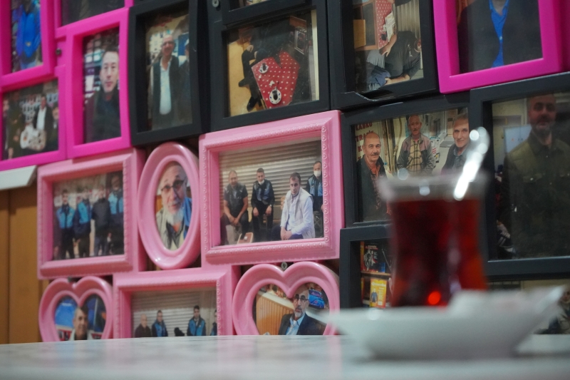 Uzun Çarşı’nın Hafızası Duvarlarda Şehir Müzesi Gibi Çay Evi1