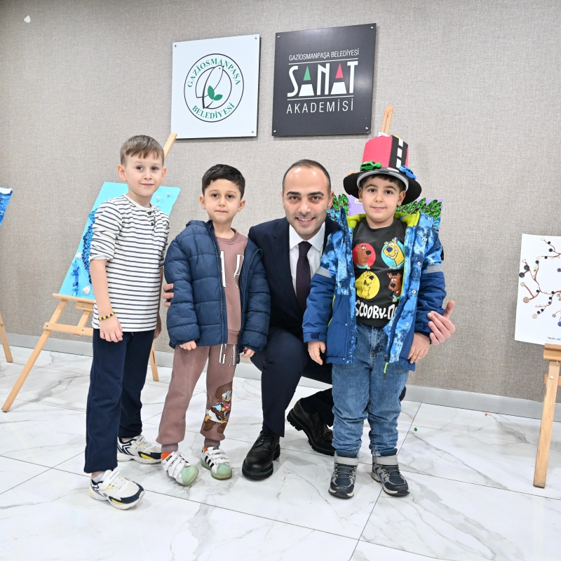 Atıklar Minik Ellerle Sanata Dönüştürdü-1