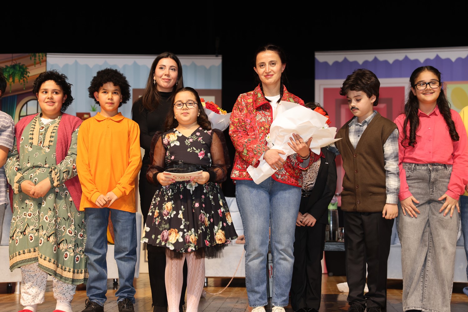 Çocuk Yıldızlar Kahkahalarla Göz Doldurdu-1