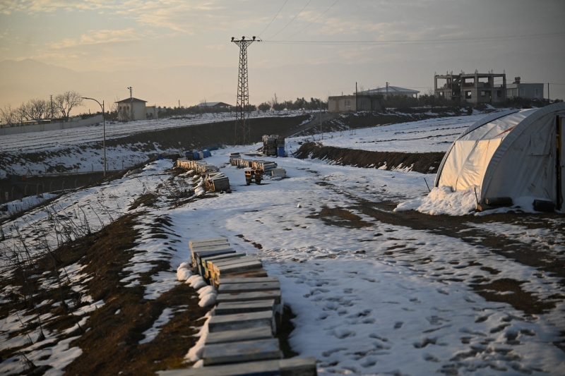 Depremde Arılarını Kaybetti, Devlet Desteğiyle Üretime Döndü!-1