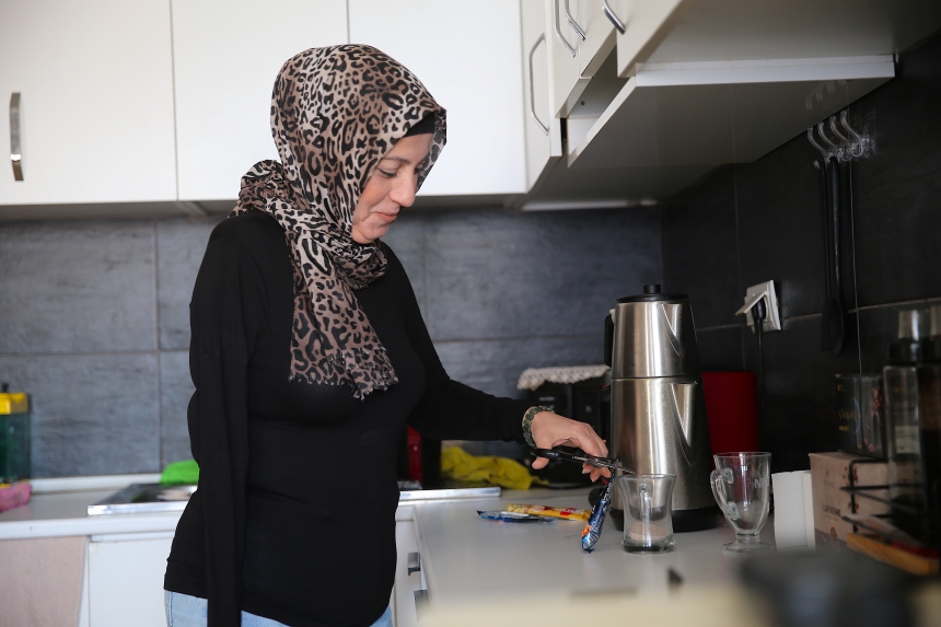 Depremde Eşini Kaybetti, Protezle Hayata Tutundu (1)