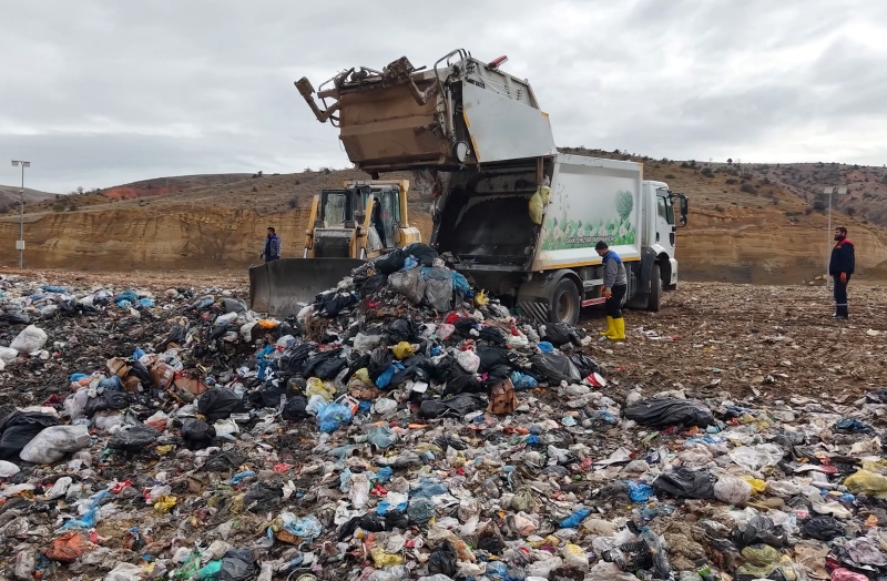 Yeşil Enerji Hamlesinde Çöpler Elektriğe Dönüşüyor!-1