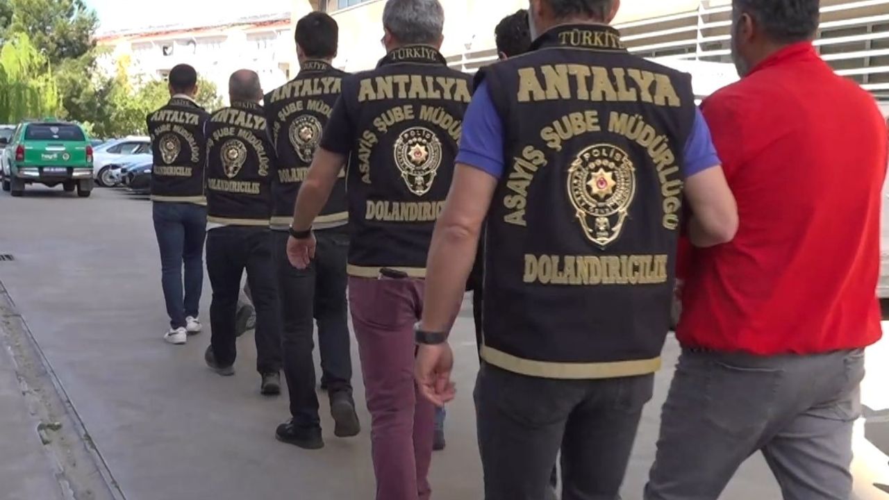 Sosyal medyada aracılığıyla 1,5 milyon liralık kapora vurgunu yaptılar