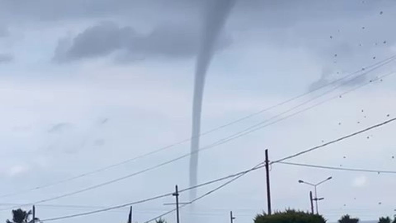Alanya'da Sabah Saatlerinde Hortum Paniği