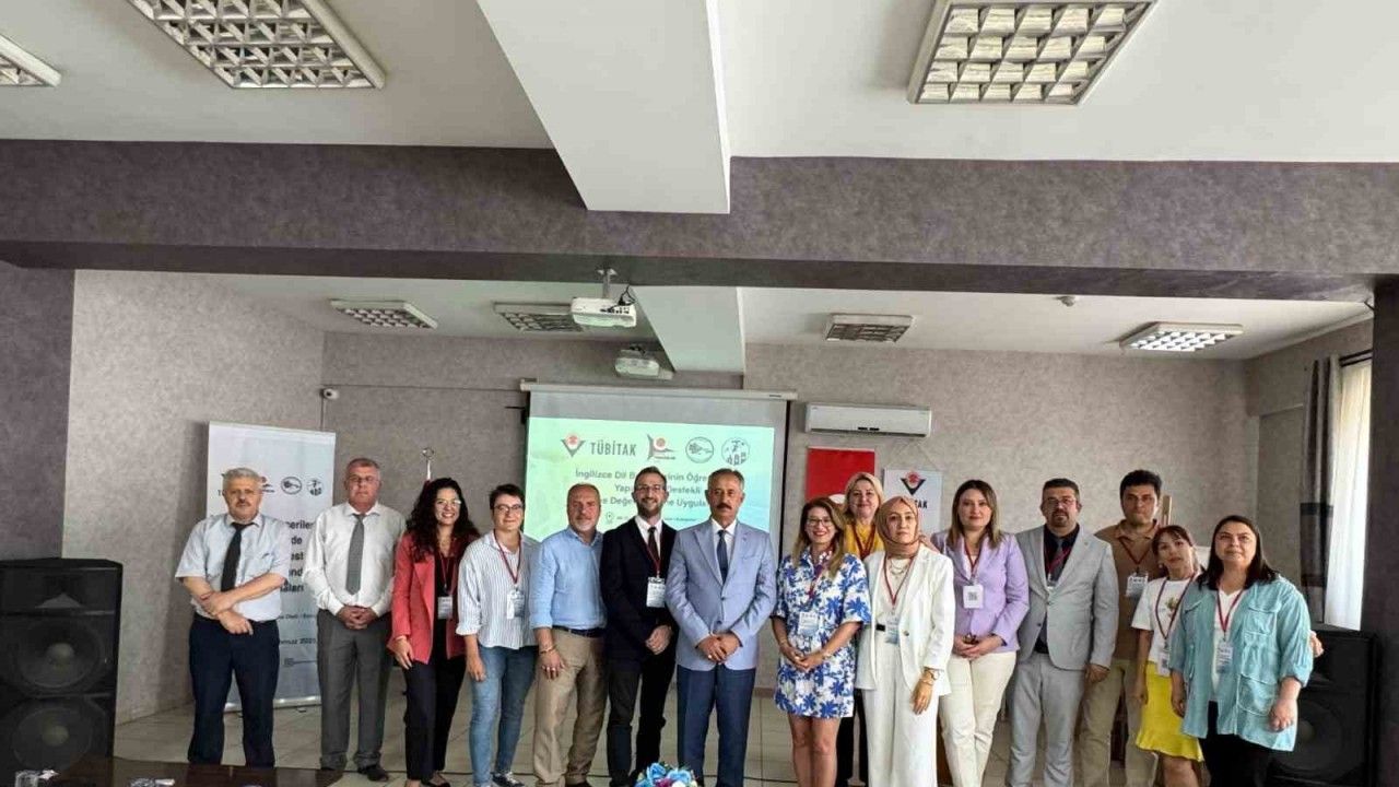 Yapay zekâ destekli dil eğitimi projesi Eskişehir’de başladı