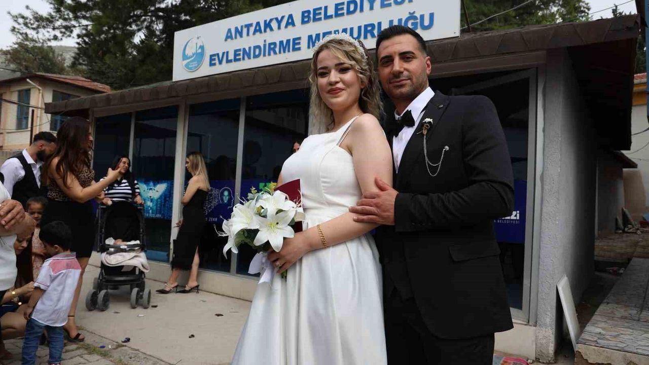 Deprem Bölgesinde Yuvalar Devlet Desteği İle Kuruluyor