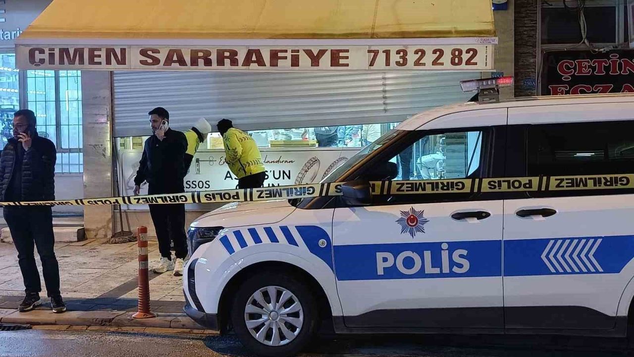 Çivril'de 100 Kilogram Altınla Kayıplara Karıştı