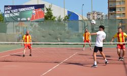 Mersin'de, Ayak Tenisi Turnuvası başladı