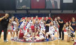 U16 Kız Basketbol Takımı Türkiye Şampiyonu oldu