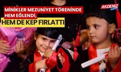 Minikler hem eğlendi, hem kep fırlattı