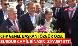 CHP Genel Başkanı Özgür Özel, Burdur, CHP il binasını ziyaret etti