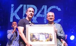 Kepez Kültür Festivali kapılarını Kıraç'ın şarkılarıyla açtı