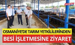 OSMANİYE’DE TARIM YETKİLİLERİNDEN BESİ İŞLETMESİNE ZİYARET