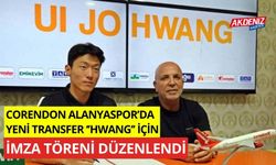 Corendon Alanyaspor’da yeni transfer Hwang için imza töreni düzenlendi