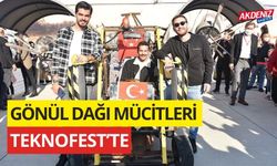 Gönül Dağı oyuncuları TEKNOFEST'te hayranlarıyla buluştu