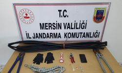 Mersin’de kablo hırsızlığı yaparken yakalanan 2 kişi tutuklandı