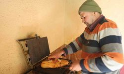 40 Yıldır Tostçunun El Arabasıyla Alışverişi Gülümsetti