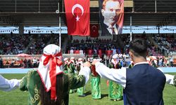 19 Mayıs Törenleri Kadirli’de Renkli Görüntülere Sahne Oldu