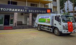 Toprakkale Belediyesi’ne Yeni Çöp Kamyonu Kazandırıldı