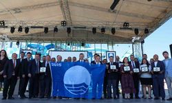Antalya Mavi Bayrakta Dünya Şampiyonu: 233 Plajla Zirvede!