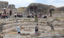 Hataylı Öğrenciler Epiphaneia Antik Kenti'ni Keşfetti