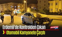 Erdemli'de Kontrolden Çıkan Otomobil Kamyonete Çarptı