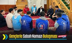 Osmaniye’de gençler, sabah namazında buluşuyor