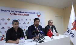 Taha Akgül Antalya'da Basınla Bir Araya Geldi