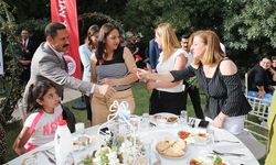 Vali Masatlı, Depremzede Annelerin Yanında Oldu