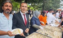 Mezunlar ve son sınıf öğrencileri pilav gününde buluştu