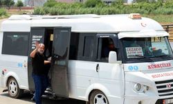 Adana'da Tahliyeler Başladı: Cezaevinden Çıkanlar Yakınlarıyla Hasret Giderdi