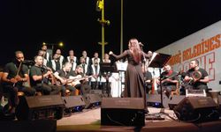 Antakya Medeniyetler Korosu'ndan Samandağ'da Coşkulu Konser