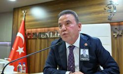 Başkan Böcek, Türkiye’nin en başarılı ikinci belediye başkanı seçildi