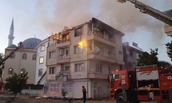 Gölbaşı'nda Mangal Ateşi Ev Yaktı: Bir Ev Kül Oldu
