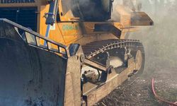 İzmir Gaziemir'deki Yangında Dozer Yandı