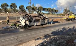 Tarım İşçilerini Taşıyan Midibüs Antakya-İskenderun Yolunda  Devrildi