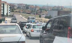 Trafiği Tehlikeye Attılar Sınavdaki Adayların Dikkatini Dağıttılar