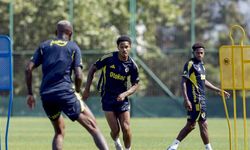 Fenerbahçe Yeni Sezon Hazırlıklarını Sürdürüyor