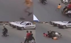 İki Motosiklet Sürücüsü Yola Fırlayan Çocuğu Ezdi